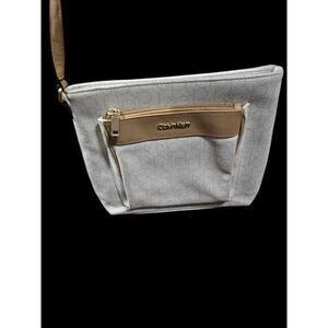 Calvin‎ Klein White Monogram Crossbody